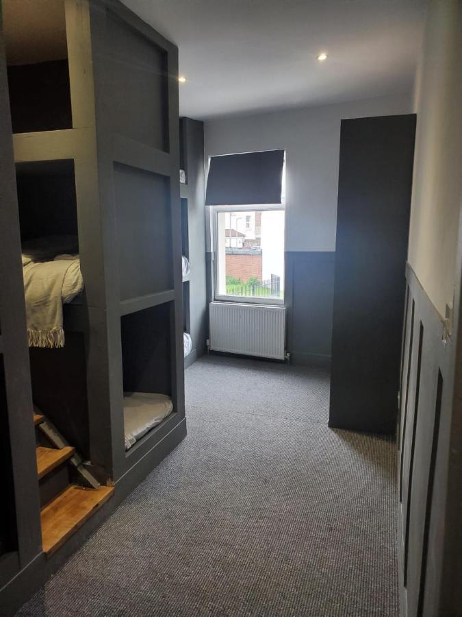 Blessington Road B&B & Lockinn Bar & Restaurant Liverpool Dış mekan fotoğraf