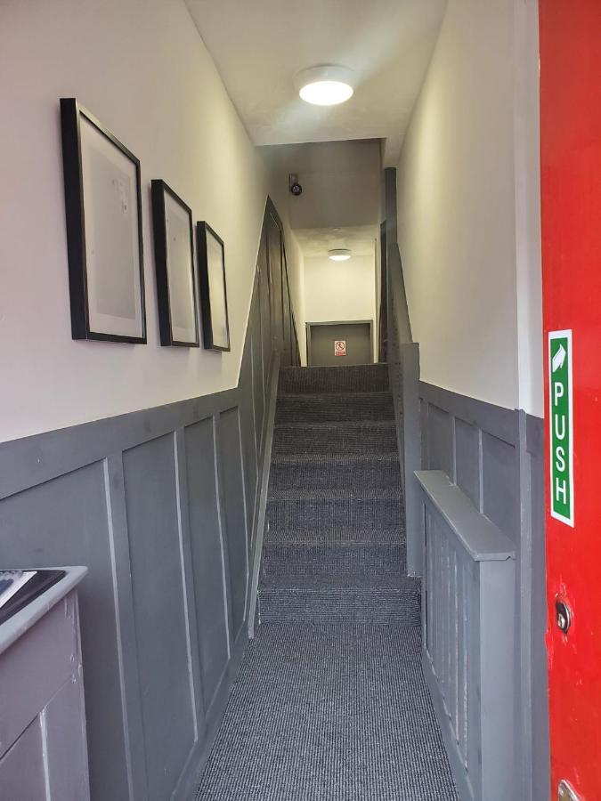 Blessington Road B&B & Lockinn Bar & Restaurant Liverpool Dış mekan fotoğraf