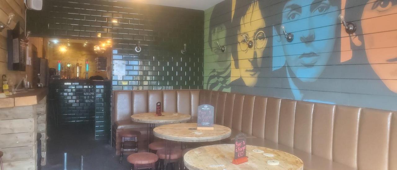 Blessington Road B&B & Lockinn Bar & Restaurant Liverpool Dış mekan fotoğraf